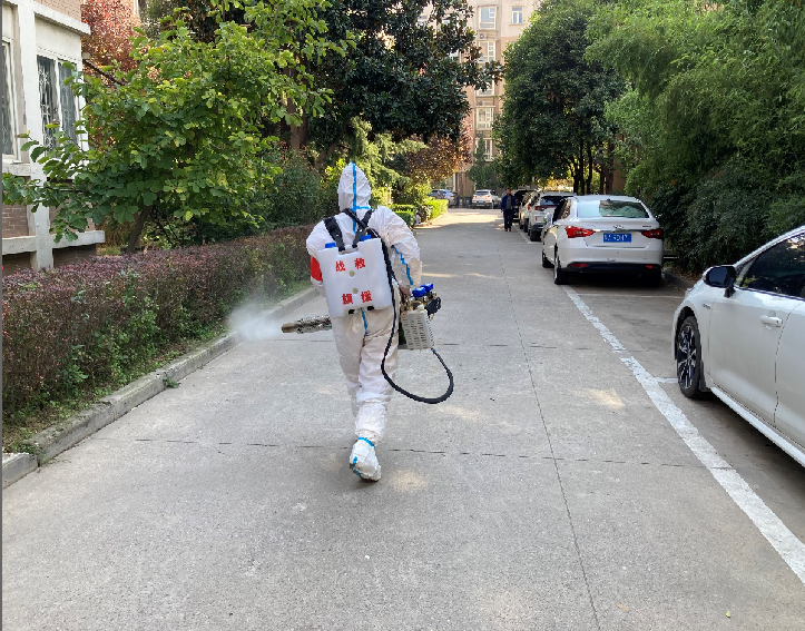 风雨同舟、共抗疫情