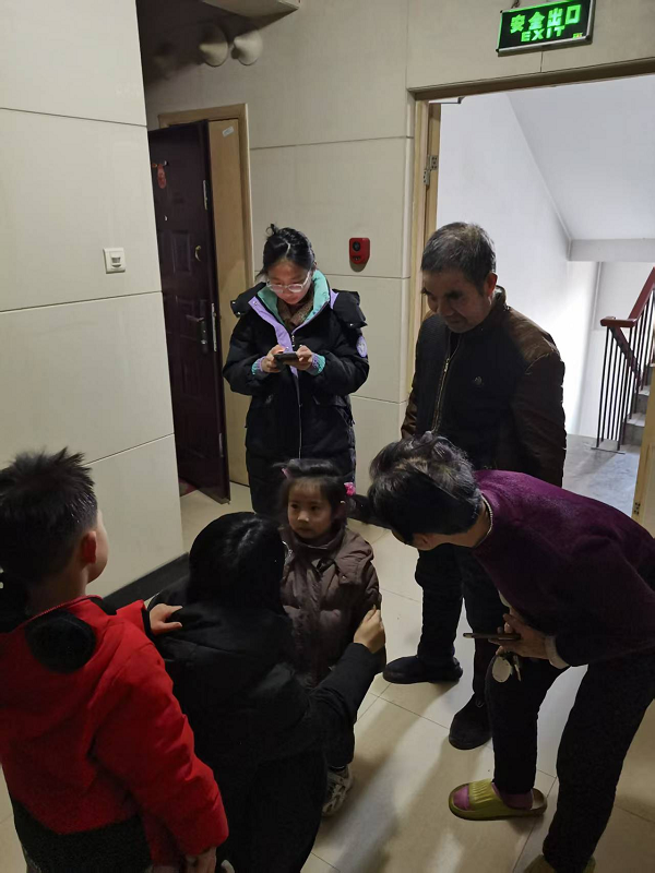 暖心守护,帮助萌娃归家